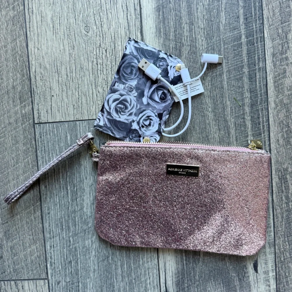 NWOT Adrienne Vittadini Sparkly Pink Wristlet Clutch Purse Phone Battery Charger